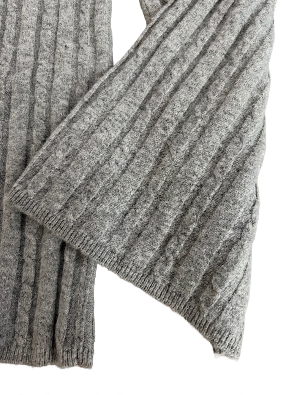 NWT NO BOUNDARIES Heather Grey Cable Knit Flare Leg Sweater Pants Size XL 16/18 - Picture 4 of 8
